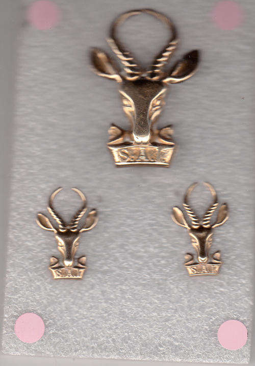 S A . INFANTRY CORPS BERET BADGES