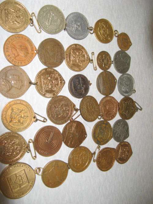 JOB LOT MEDALS 30
