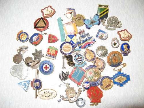 JOB LOT BADGES   all pins