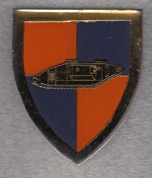 SCHOOL OF ARMOUR SHOULDER FLASH 3 PINS ORIGINAL