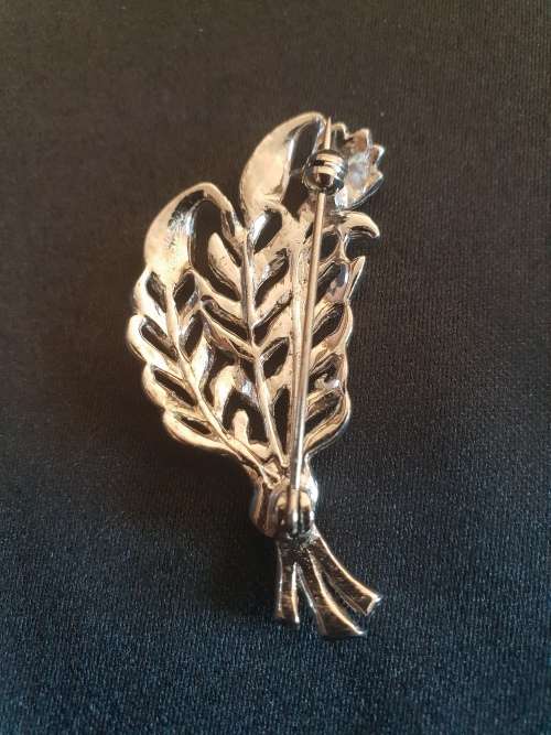 marcasite 2 leaf bouquet brooch