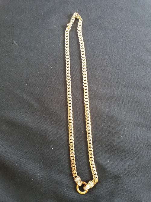 9ct solid gold necklace with small diamonds on clasp