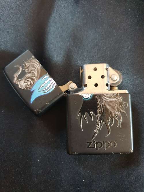 Genuine Zippo lighter 28033 death in box