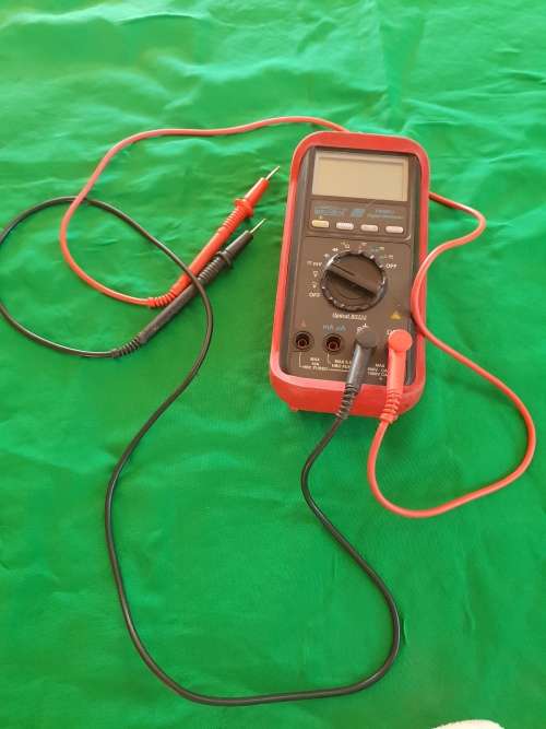 Brymen TBM 811 multimeter