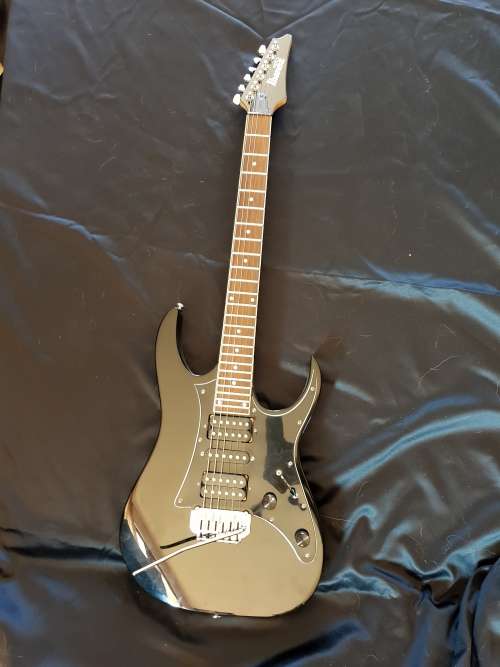 Ibanez Gio black guitar with bag