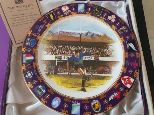 Limited edition Royal Doulton 1995 Rugby world cup plate in box