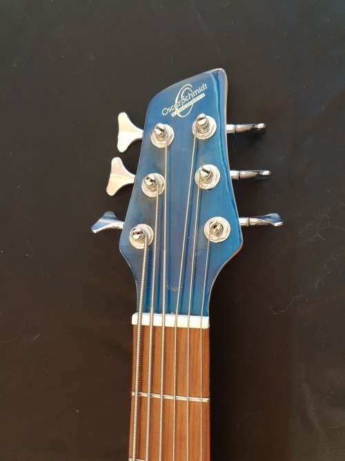 Oscar Schmidt 6 string bass guitar