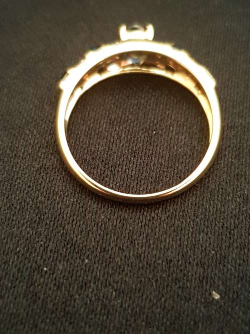 Sapphire and Diamond 14ct gold ring