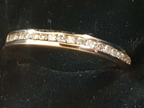11 Real Diamonds set in 9ct gold Eternity Channel set Ring