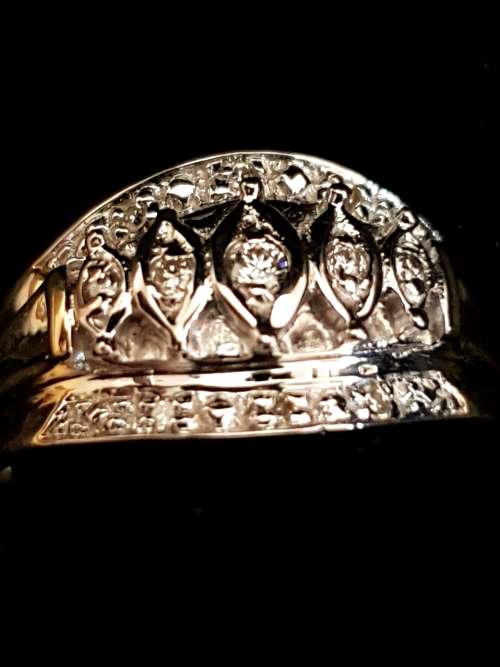 Amazing 9ct yellow and white  gold and genuine diamonds ring