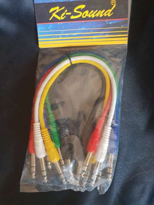 Professional Patch leads great for guitar pedals, set in 5 diff colours