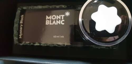 MontBlanc Starwalker fountain pen with original case box,booklet and brand new ink