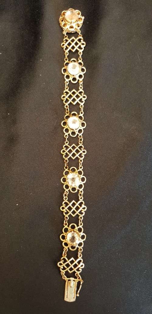 Rare Vintage `Zeeta` solid gold bracelet