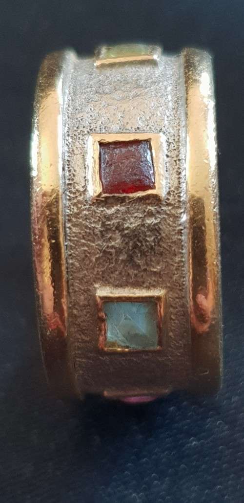Genuine 9ct gold with 7x different coloured stone ring