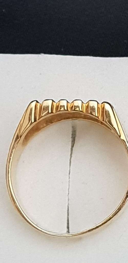 Stunning 18ct genuine gold high polished with bands gents Anniversary ring