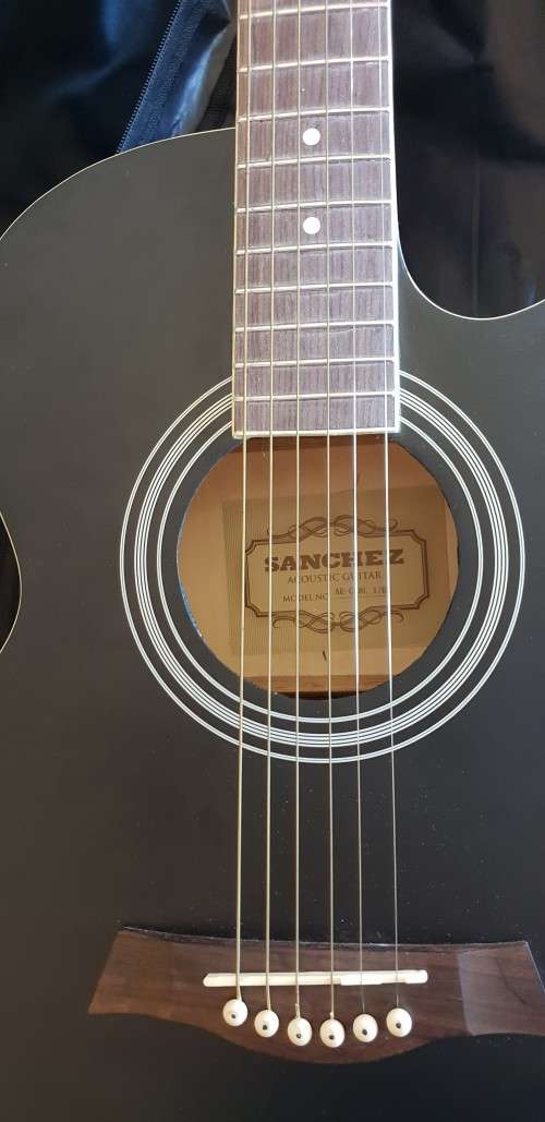 Sanchez Acoustic Electric guitar with AEC38L
