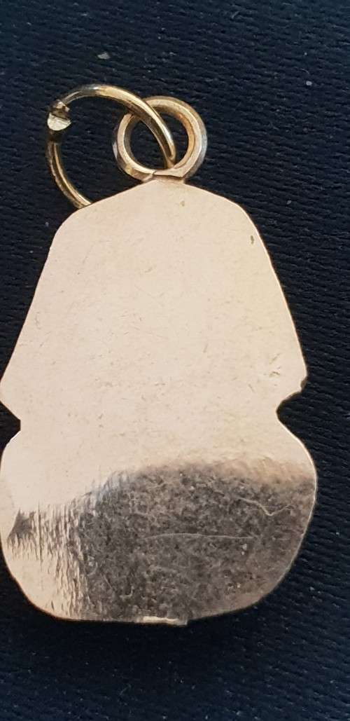 18ct gold Pharaoh pendant