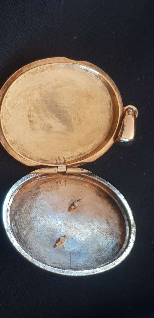 Exquisite 18ct gold Victorian locket with old cut diamonds