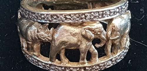 The big 5 Animal safari designer ring set in 14ct gold with 26x diamonds