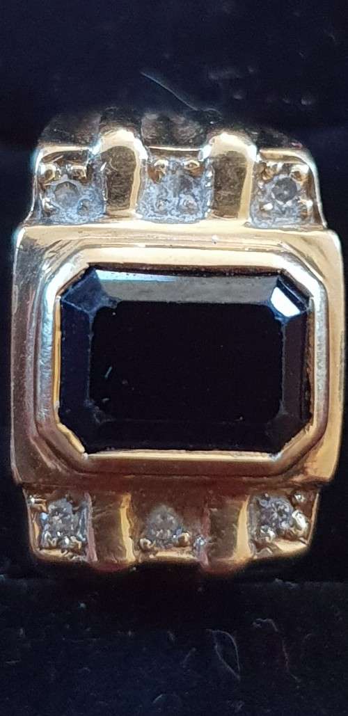 18CT GENUINE YELLOW GOLD AND SAPPHIRE AND GENUINE DIAMOND GENTS RING