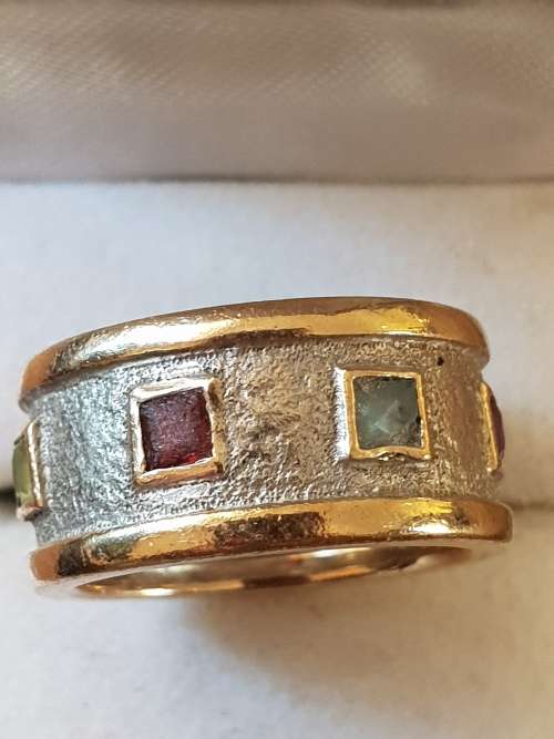 Genuine 9ct gold with 7x different coloured stone ring