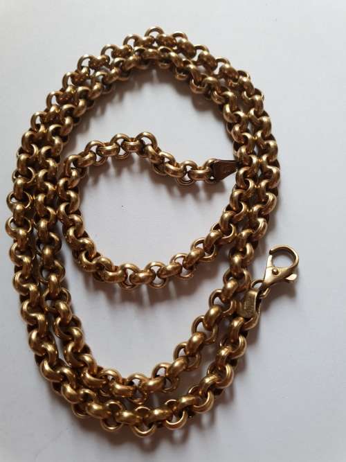 OOH SO STUNNING NOT TO BE MISSED Genuine 9ct gold necklace