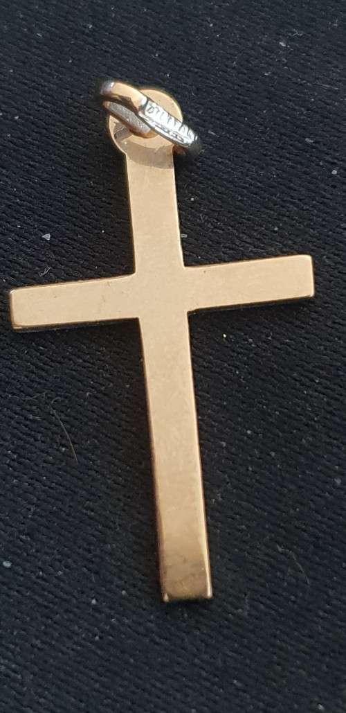 9ct gold cross hallmarked C/C, Italy 375