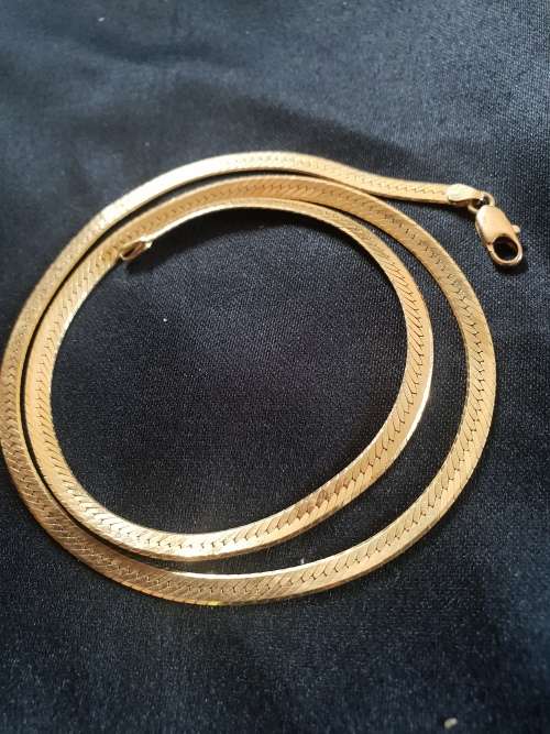 18ct solid gold flat snake style necklace-4mm width