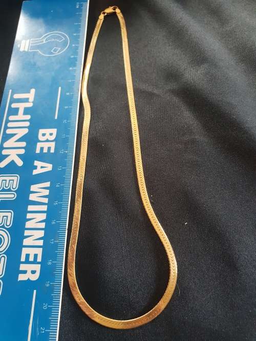 18ct solid gold flat snake style necklace-4mm width