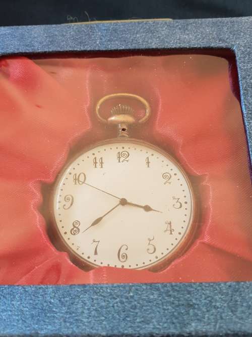 Quartz modern pocket watch