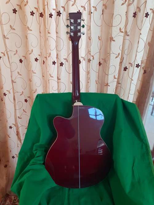 Vocca acoustic electric 6 string guitar