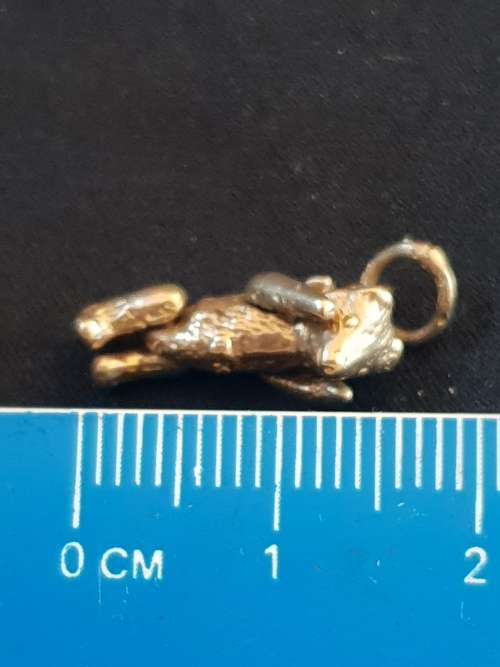 OOH SO CUTE TEDDY BEAR pendant/charm with moving limbs in 14ct yellow gold
