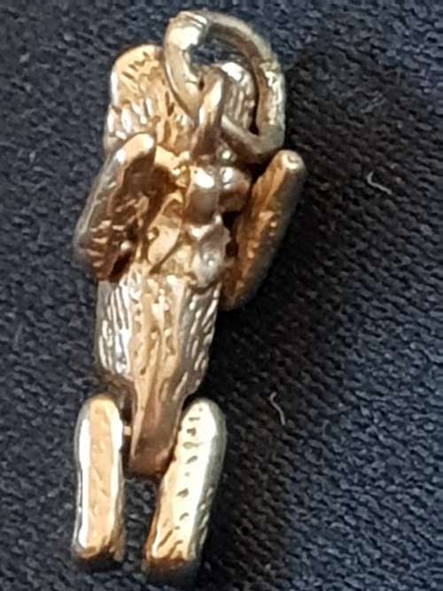 OOH SO CUTE TEDDY BEAR pendant/charm with moving limbs in 14ct yellow gold