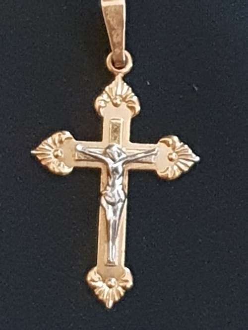 gold plated on silver crucifix pendant