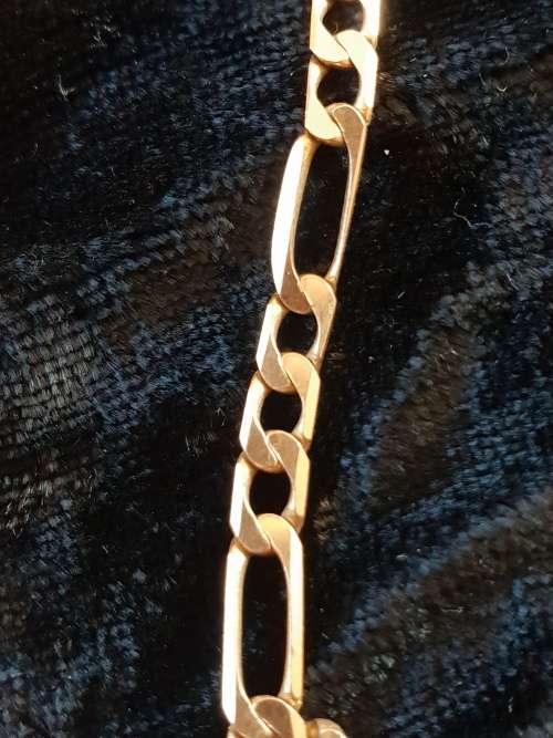 Necklace-9ct Yellow gold Figaro chain