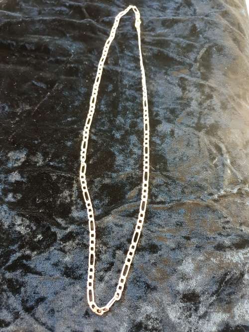 Necklace-9ct Yellow gold Figaro chain