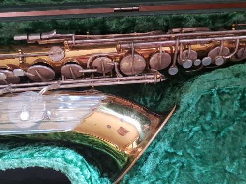 *RARE* Saxophone -Julius Keilwerth New King professional Tenor saxophone 1960 model with angel wings