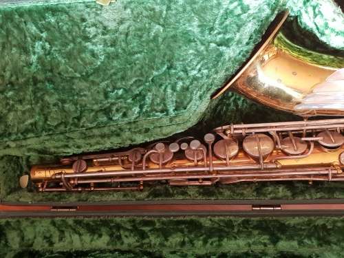 *RARE* Saxophone -Julius Keilwerth New King professional Tenor saxophone 1960 model with angel wings