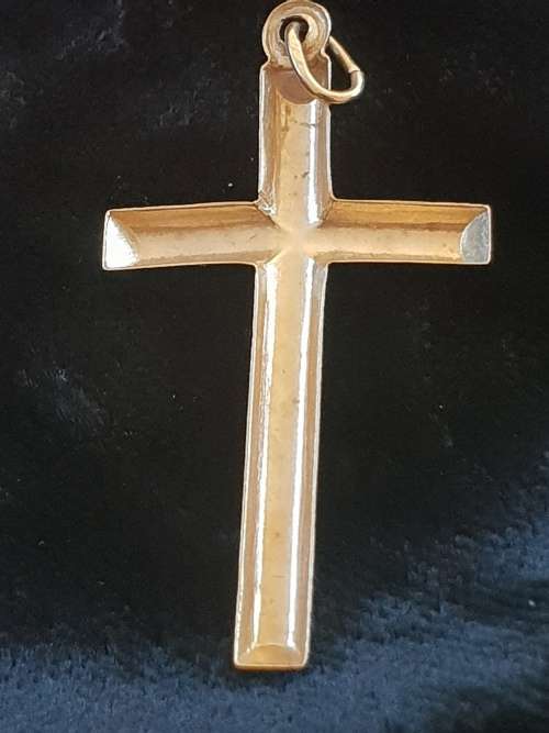 9ct 375 gold cross