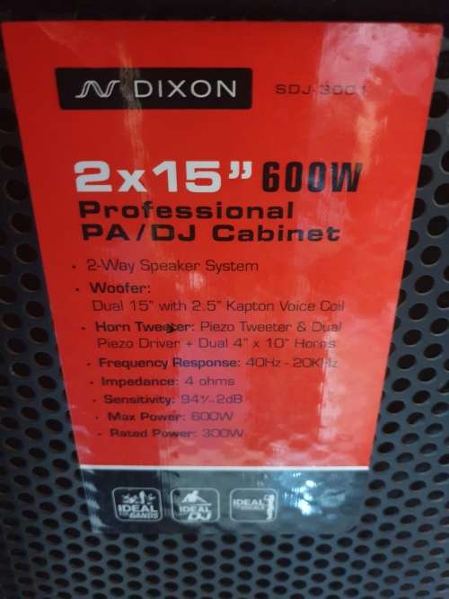 Set of 2 double 15` 600W Professional DJ cabinet speakers