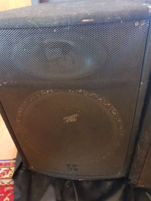 Wharfdale SVP15 DJ/Disco speakers-set of 2 in carpeted box