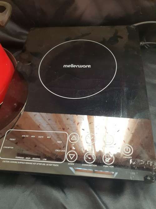 MELLERWARE INDUCTION STOVE WITH 3 INDUCTION POTS