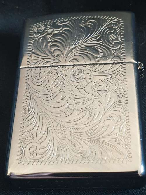 Zippo Lighter Brand New Venetian Chrome Regular