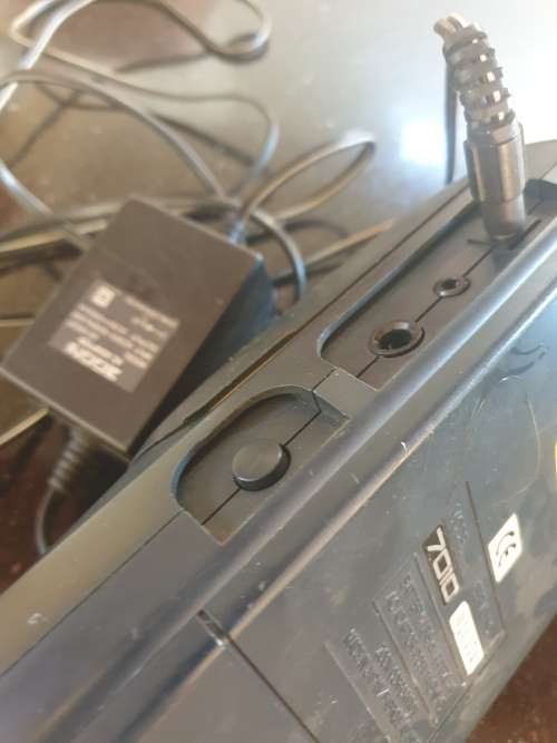 Zoom fire 7010 guitar multi effects pedal with built in amp  and Speaker and power supply