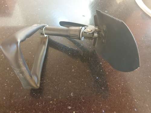 compact Folding camping/survival spade