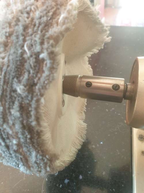 Jewellery /CD buffer /polisher machine with buffing pads attached-reduced