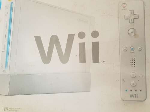 Wii Console complete in box