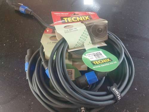 Set of 2 Brand new Tecnix speak-on to speak-on 5 m cables for  disco speakers