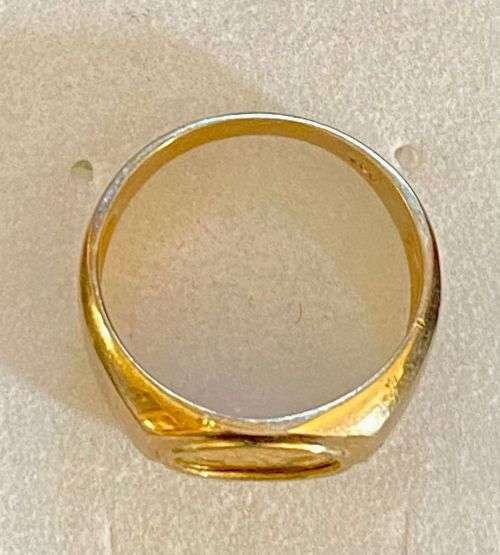 Genuine 9ct  yellow gold coin ring