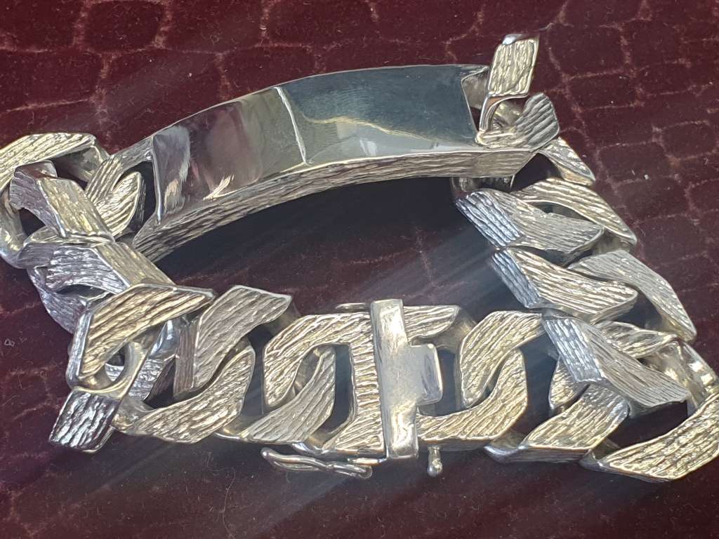 Solid Very heavy and chunky sterling (925) silver bracelet-Zeeta
